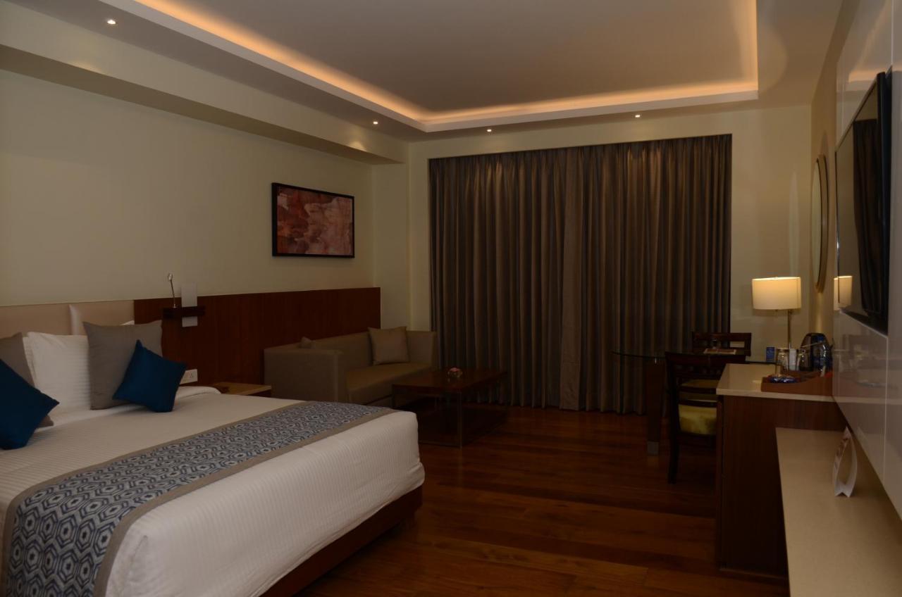 Viraj Sarovar Portico Jammu Eksteriør bilde