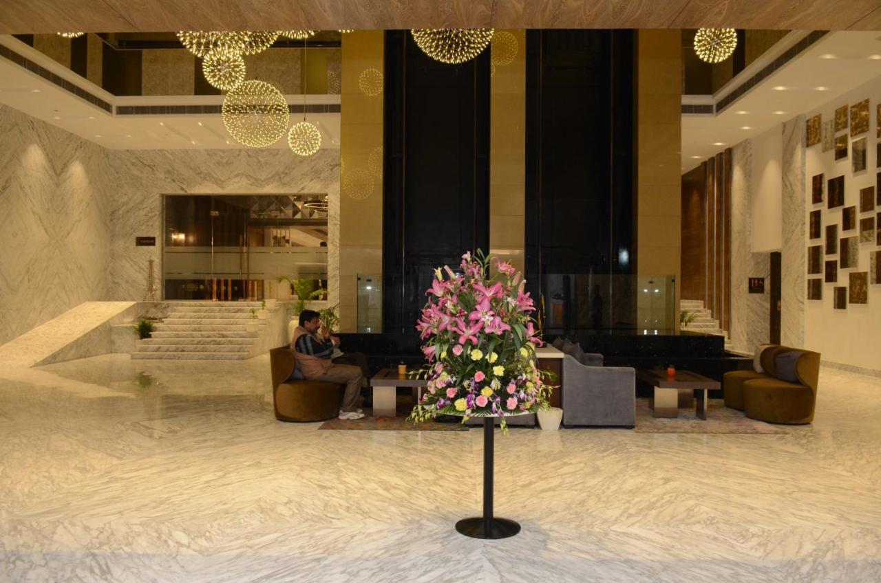 Viraj Sarovar Portico Jammu Eksteriør bilde